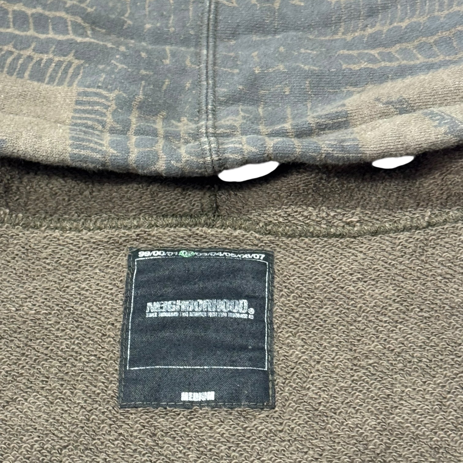 2002 neighborhood hoodie no sleeve