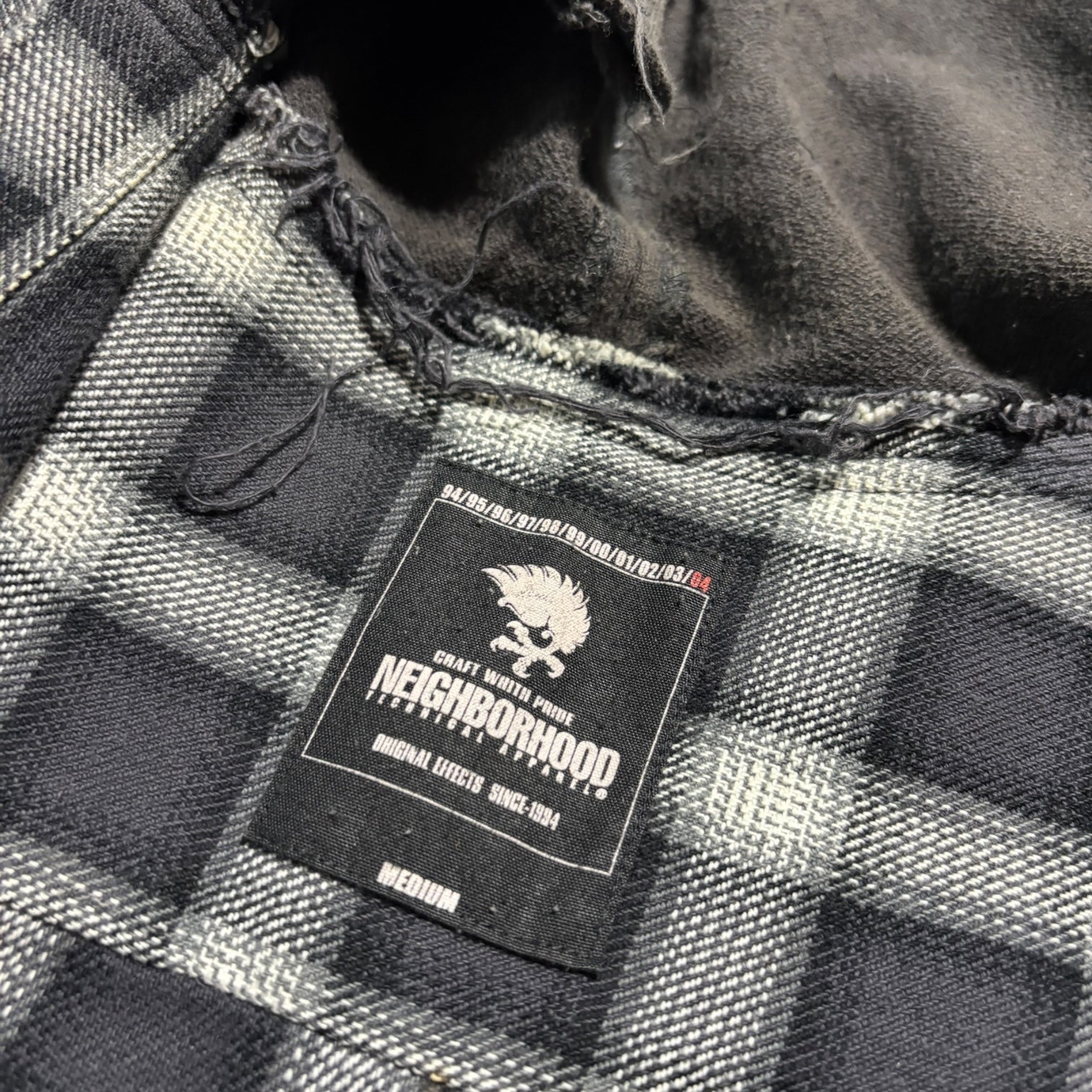 2004 NEIGHBORHOOD Hooded Vest Check