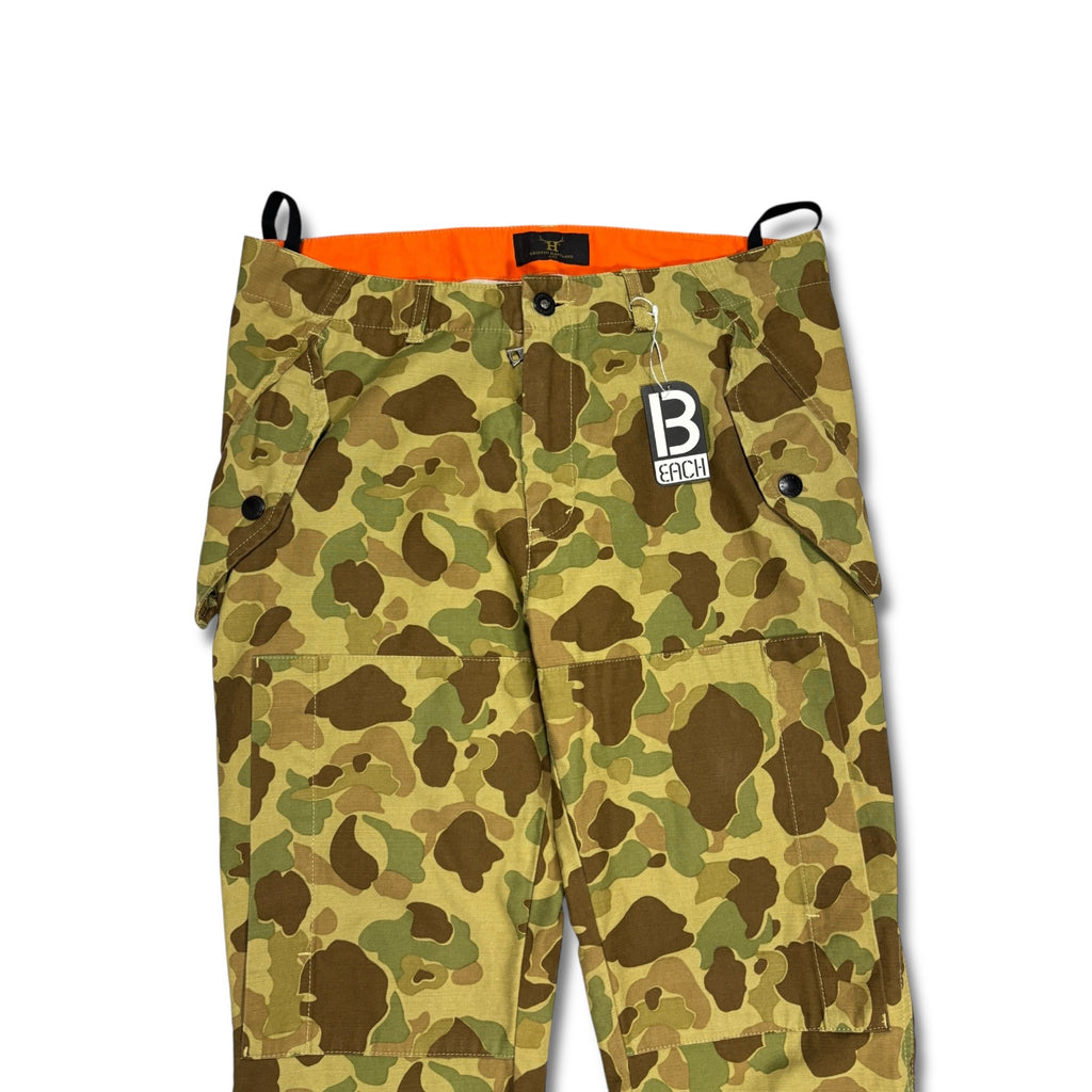 00s Griffin Camo Arch Cargo Pants
