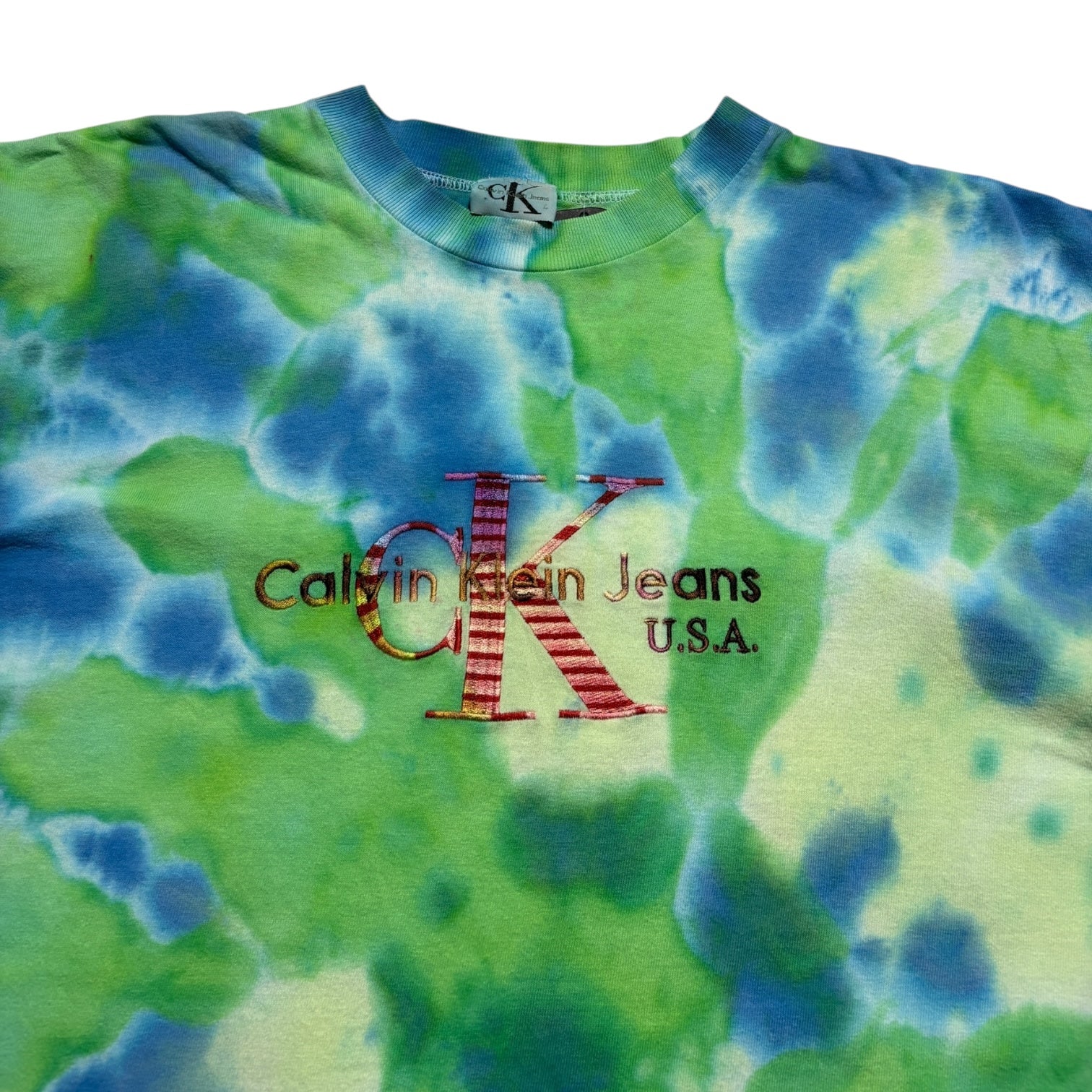 90s Calvin Klien tyedye embroiled Tee