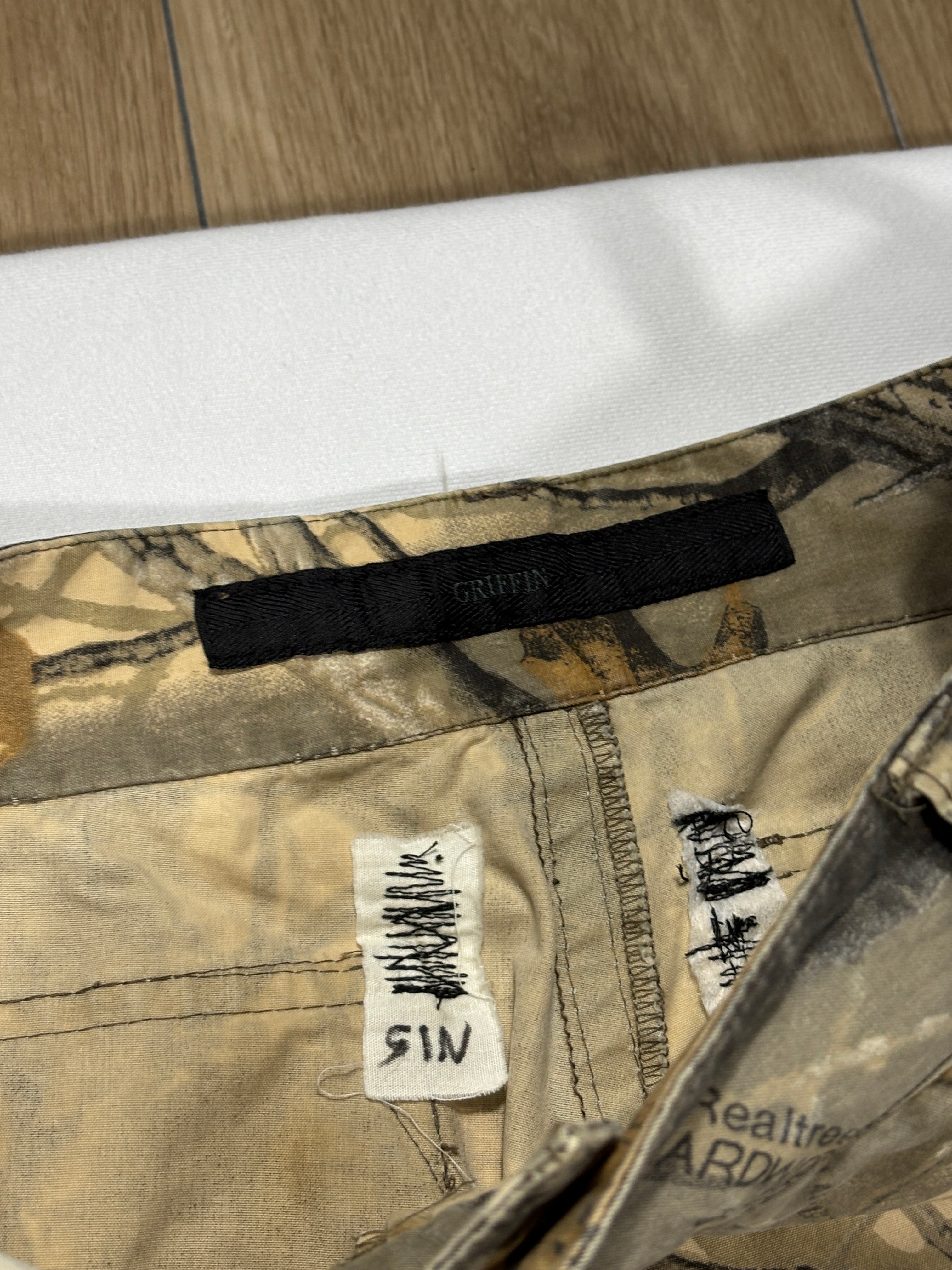 00s Griffin Tree Camo Bontage Pants