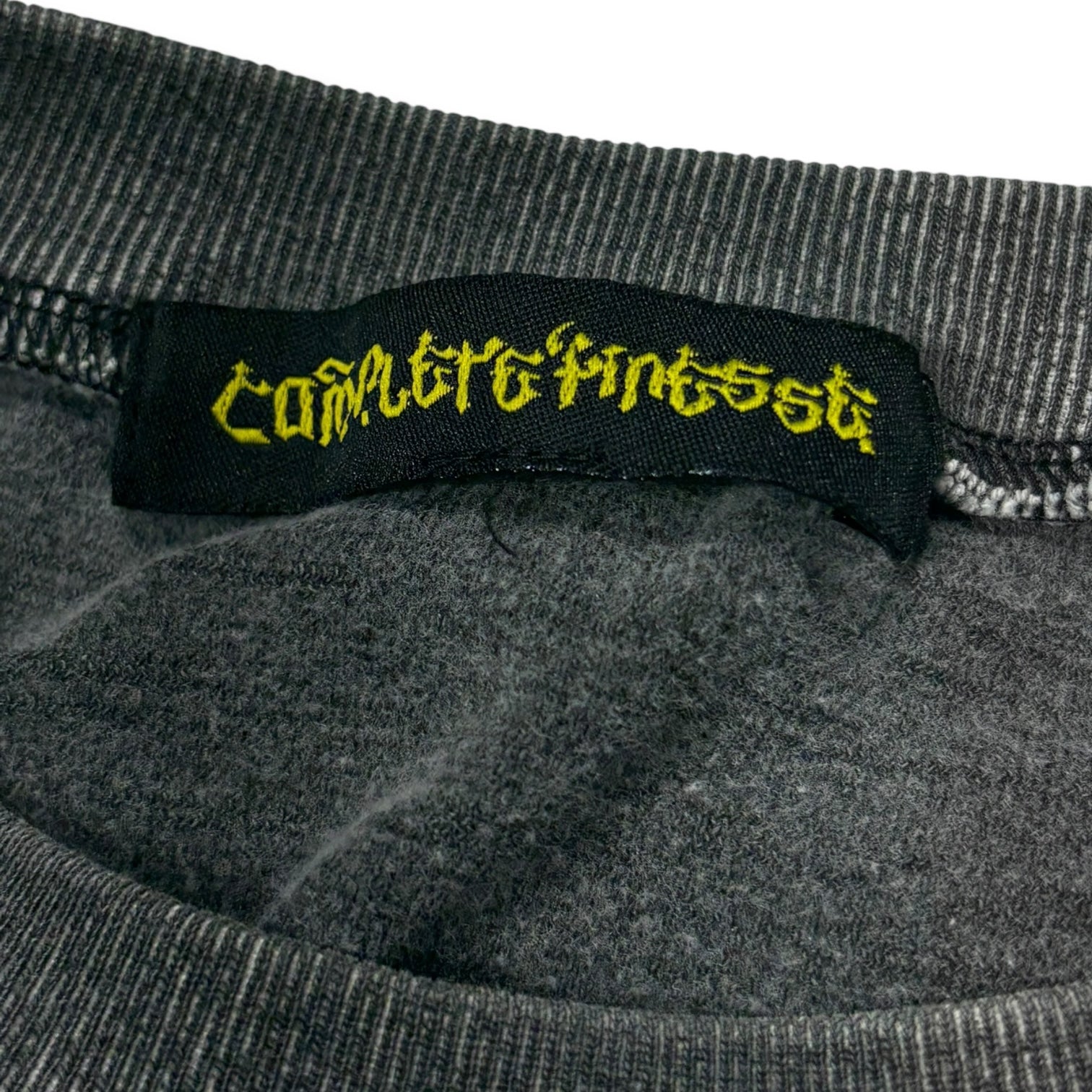 Complete Finesse 90s raglan tee