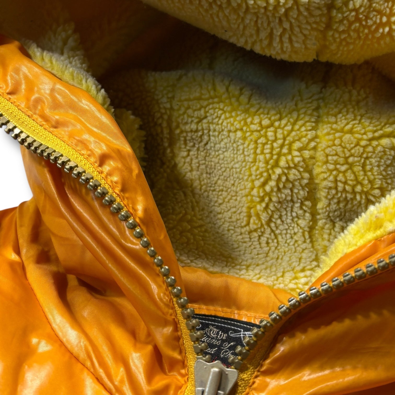 00s Geronimo Nylon puffer hooded vest